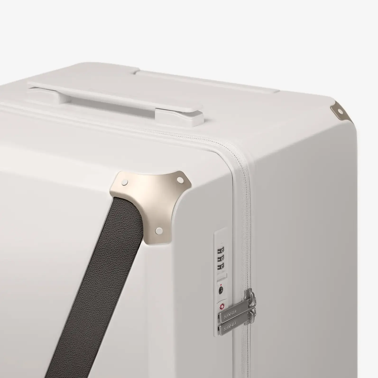 THE LARGE TRUNK ESSENTIAL - Armoir