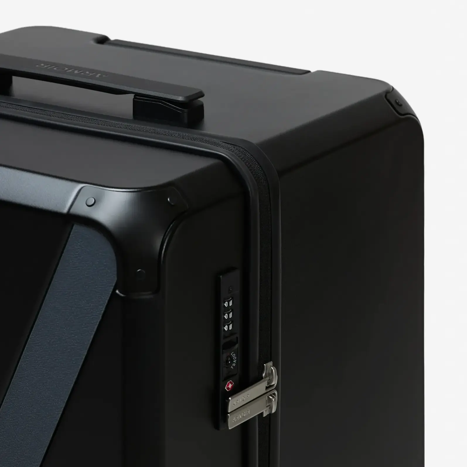 THE LARGE TRUNK ESSENTIAL - Armoir